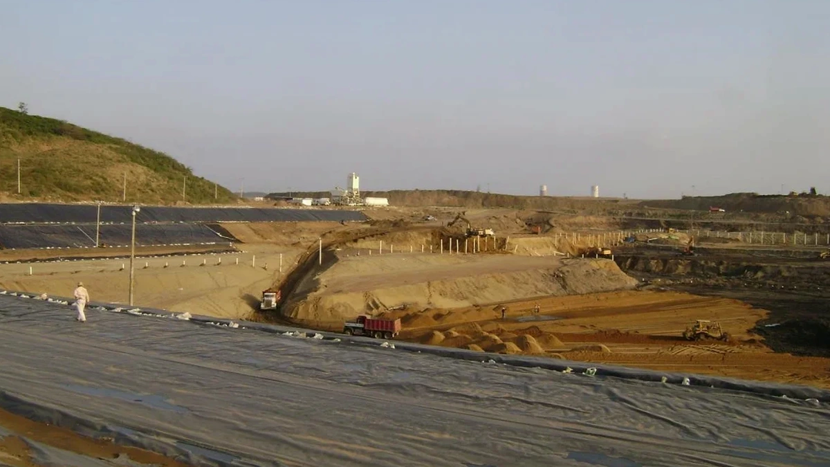 Geotechnical Design of Deep Excavations in Cambridge, Ontario