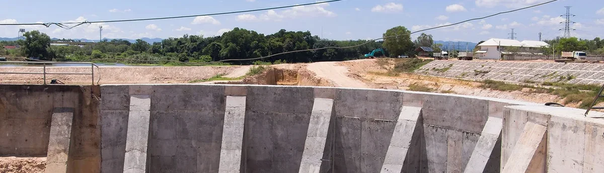 Geotechnical Excavation Monitoring in Cambridge Ontario: Instrumentation and Real-Time Control